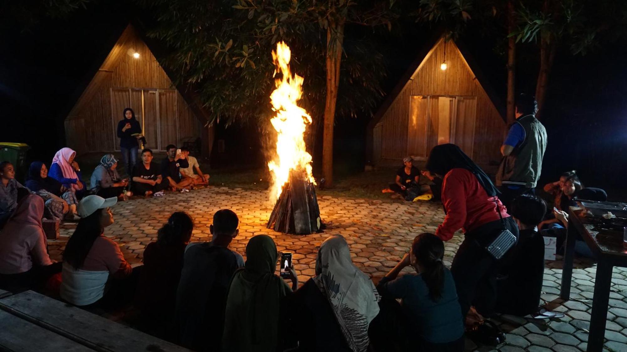 "D'Bamboo Kamp" Desa Wisata Ekang Lagoi Εξωτερικό φωτογραφία
